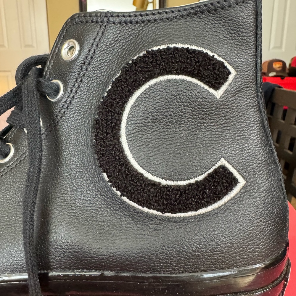 Converse Chuck 70 Black Leather High-Top Sneakers size 10.5 - Picture 2 of 8